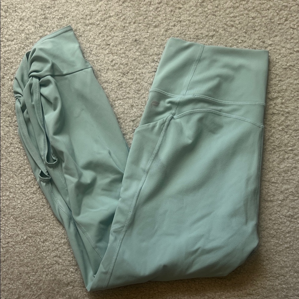 Fabletics Teal Cropped Leggings w/ Pockets